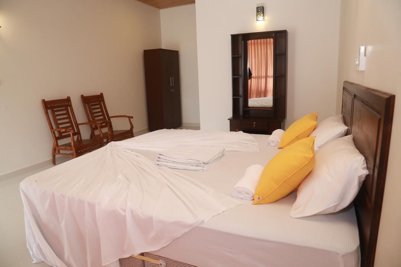 Serene Beach Hotel Dikwella Εξωτερικό φωτογραφία